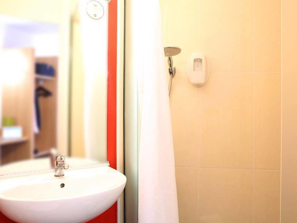 B&B Hotel Avignon 1 لو بونتيه المظهر الخارجي الصورة